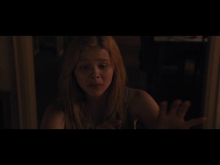 Телекинез / Carrie. Фильм 2013 года. По роману Стивена Кинга "Кэрри". Альтернативная концовка (финал). В главных ролях: Хлоя Грейс Морец, Джулианна Мур, Джуди Грир. Жанр:триллер, ужасы, драма.